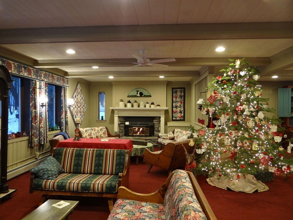 Blue Gentian Lodge At Magic Mountain Londonderry ภายนอก รูปภาพ