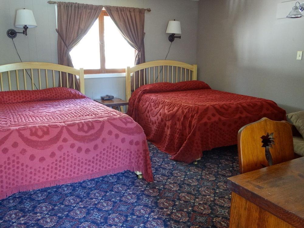 Blue Gentian Lodge At Magic Mountain Londonderry ภายนอก รูปภาพ